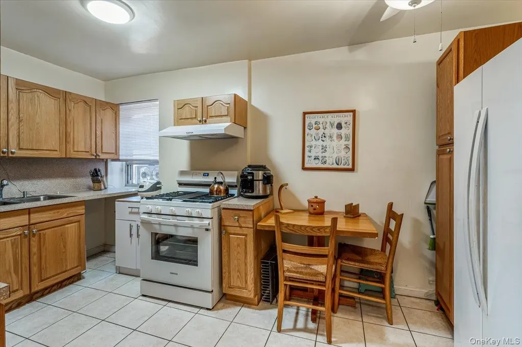144-60 Gravett Road Flushing NY 11367