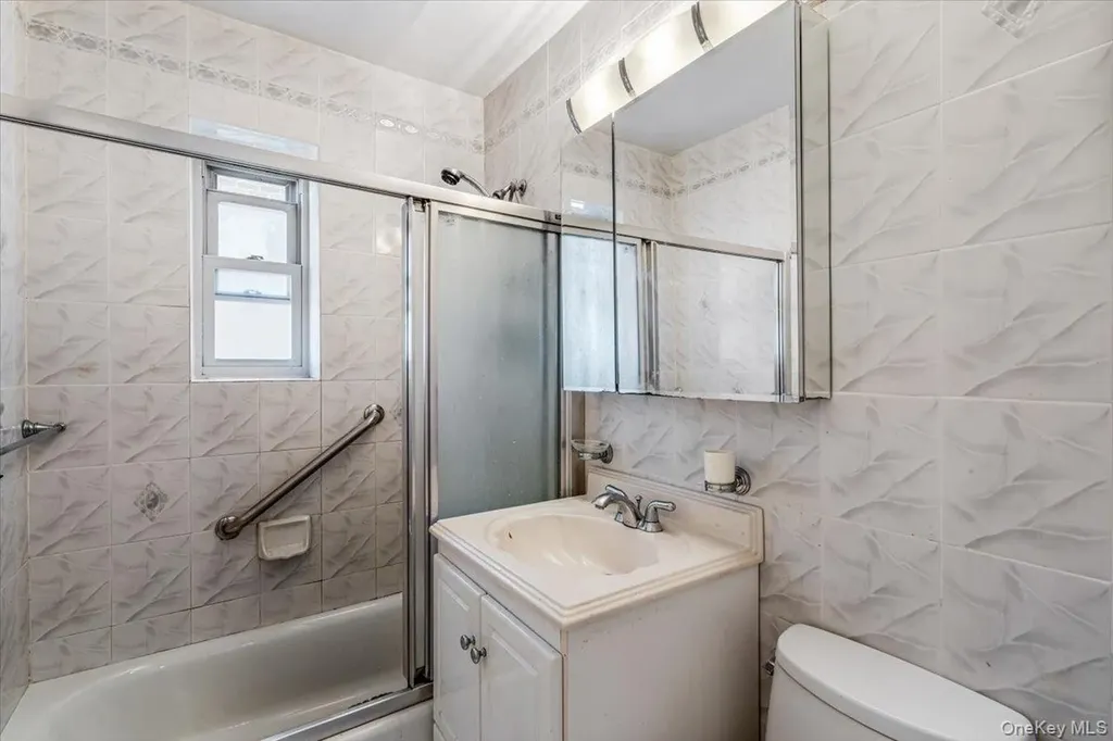 144-60 Gravett Road Flushing NY 11367