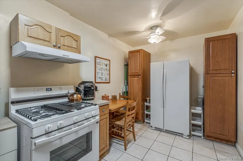 144-60 Gravett Road Flushing NY 11367