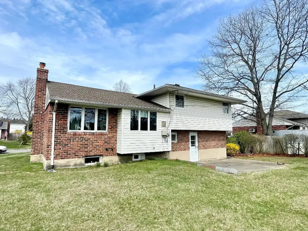 26 Violet Lane Commack NY 11725