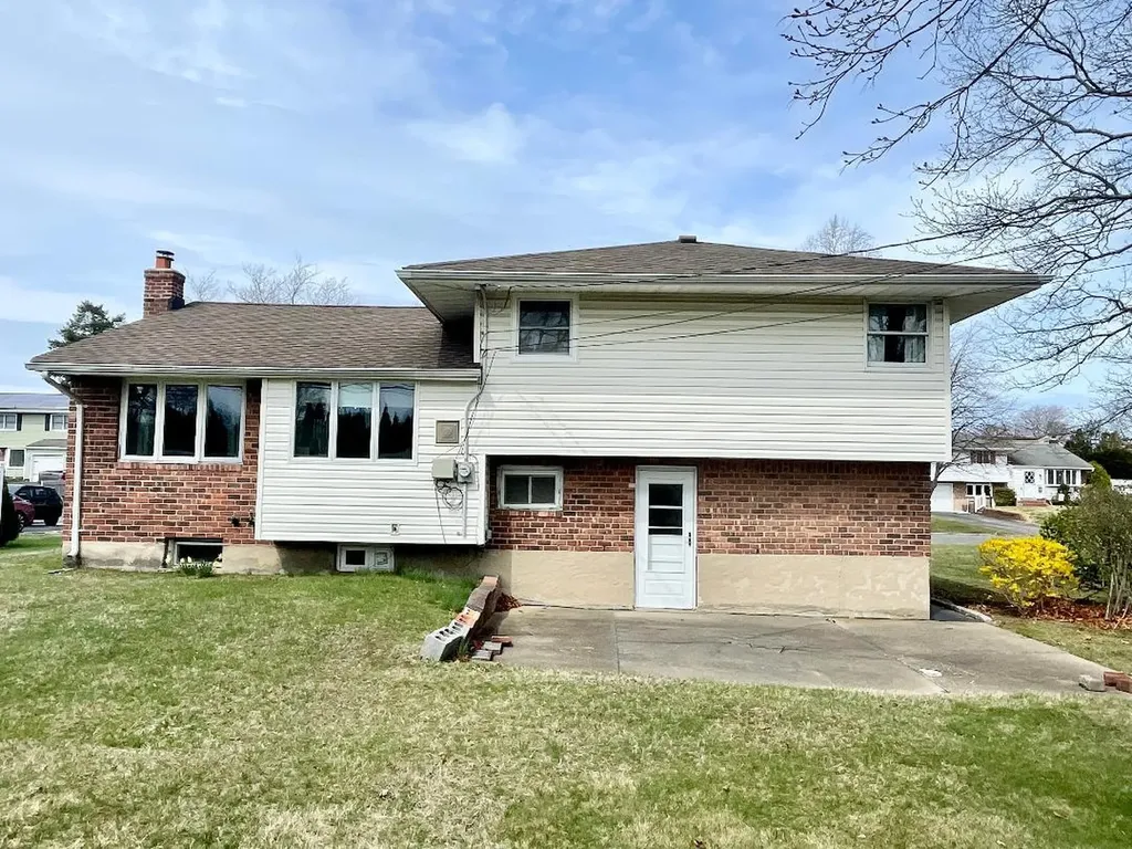 26 Violet Lane Commack NY 11725