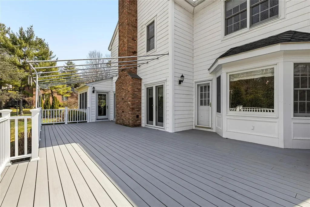 9 Westwood Drive Harrison NY 10528