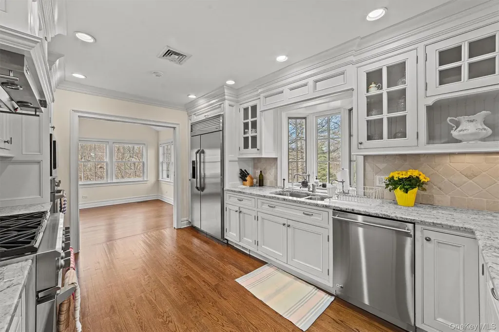 52 Oakledge Road Bronxville NY 10708