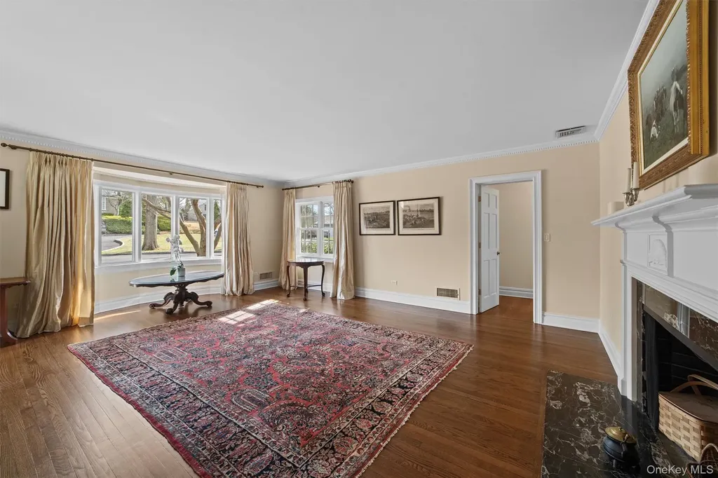 52 Oakledge Road Bronxville NY 10708