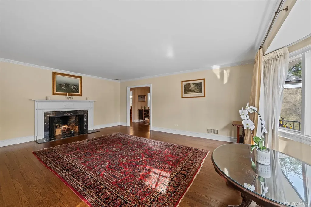 52 Oakledge Road Bronxville NY 10708