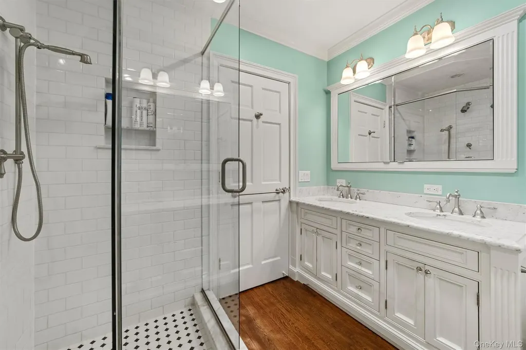 52 Oakledge Road Bronxville NY 10708