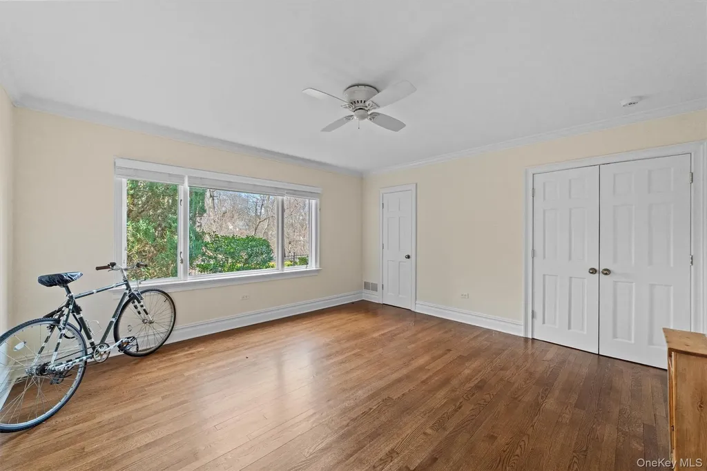 52 Oakledge Road Bronxville NY 10708