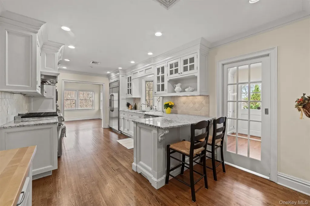52 Oakledge Road Bronxville NY 10708