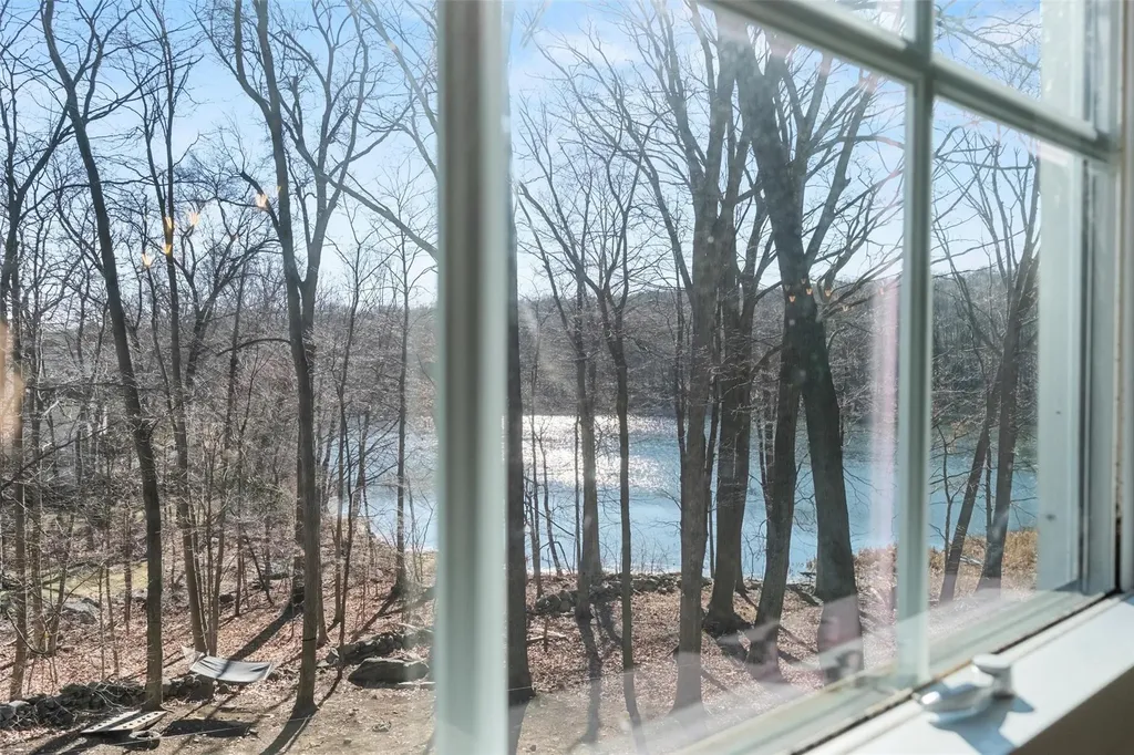 37 Astor Drive Mahopac NY 10541