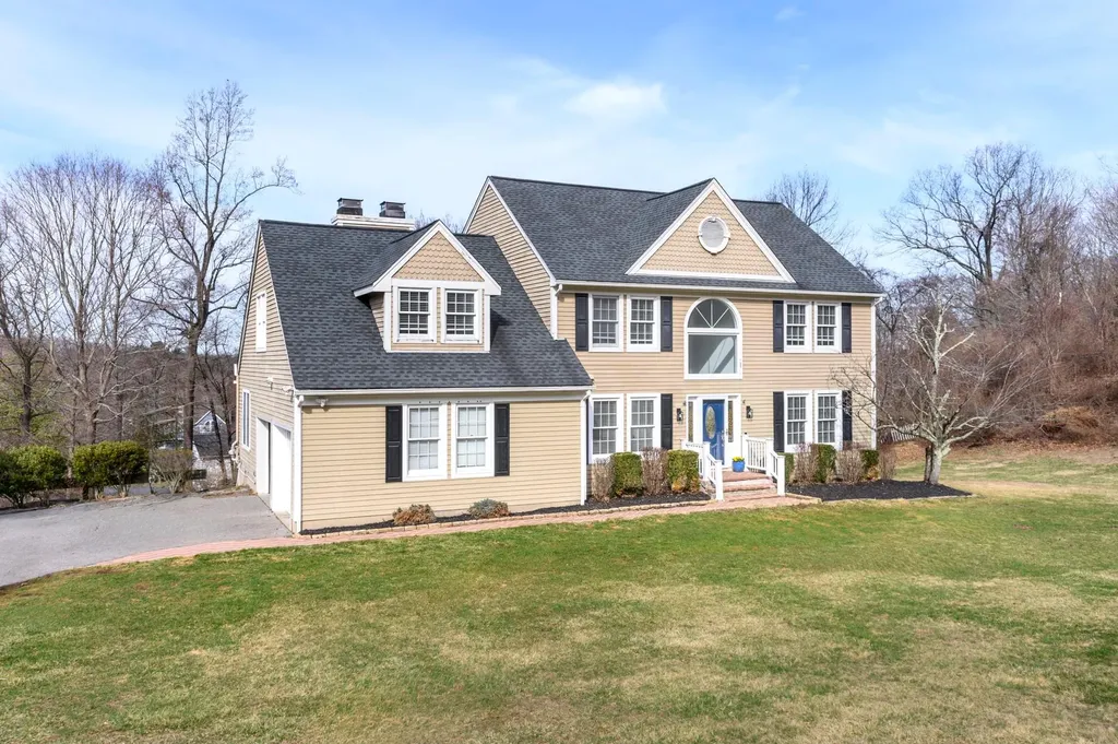 105 Coventry Lane Brewster NY 10509