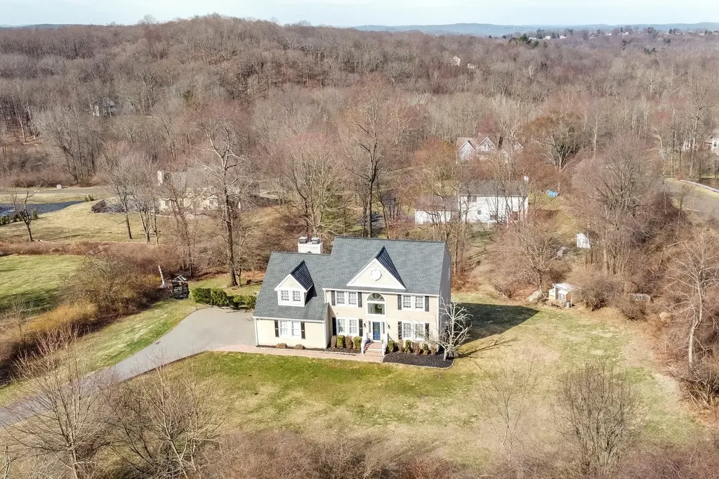 105 Coventry Lane Brewster NY 10509