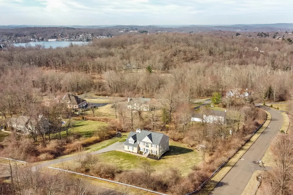 105 Coventry Lane Brewster NY 10509