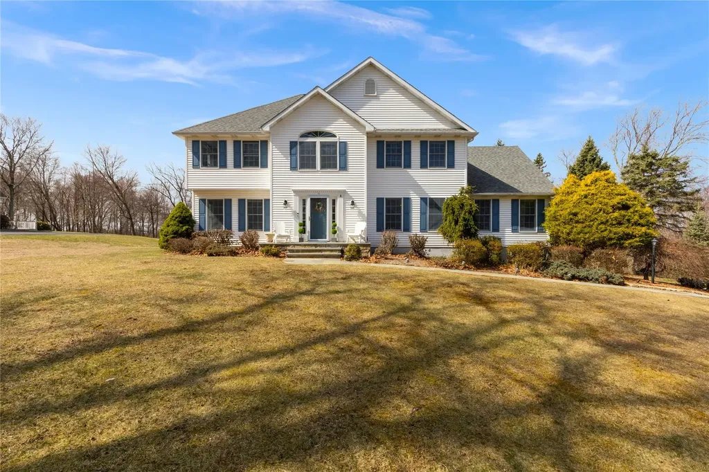 15 Shoshone Drive Katonah NY 10536