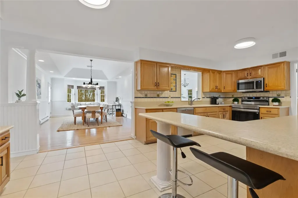 15 Shoshone Drive Katonah NY 10536