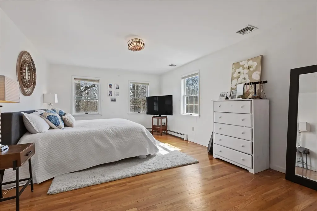 15 Shoshone Drive Katonah NY 10536