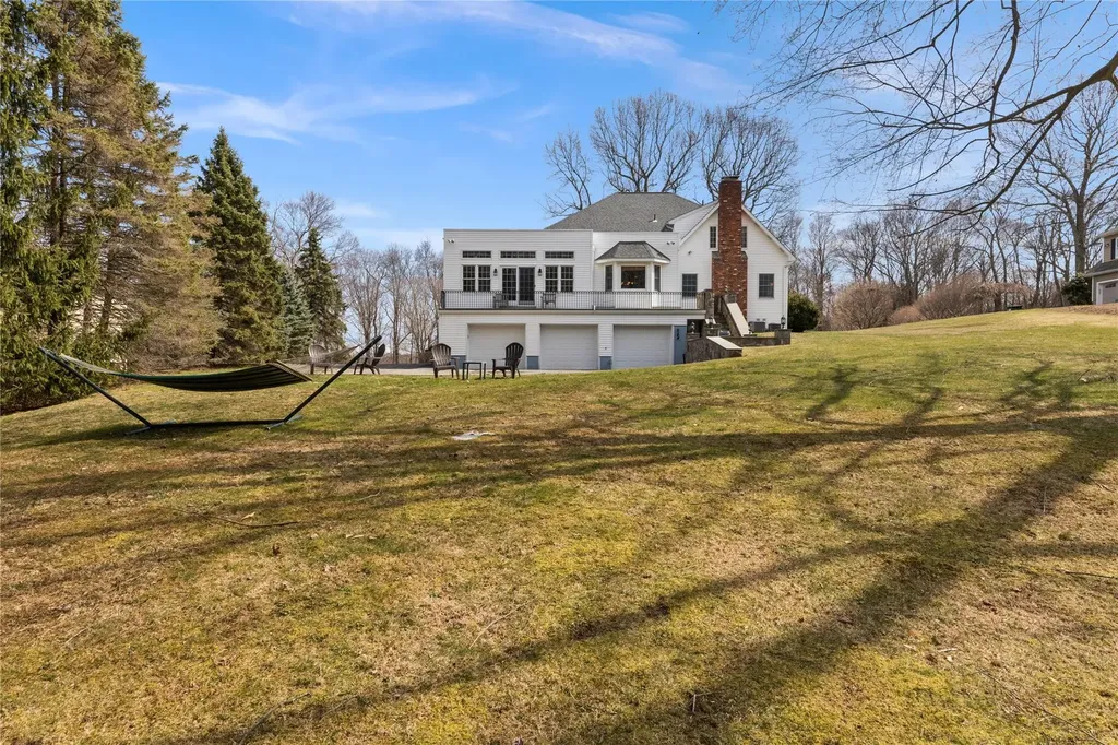 15 Shoshone Drive Katonah NY 10536