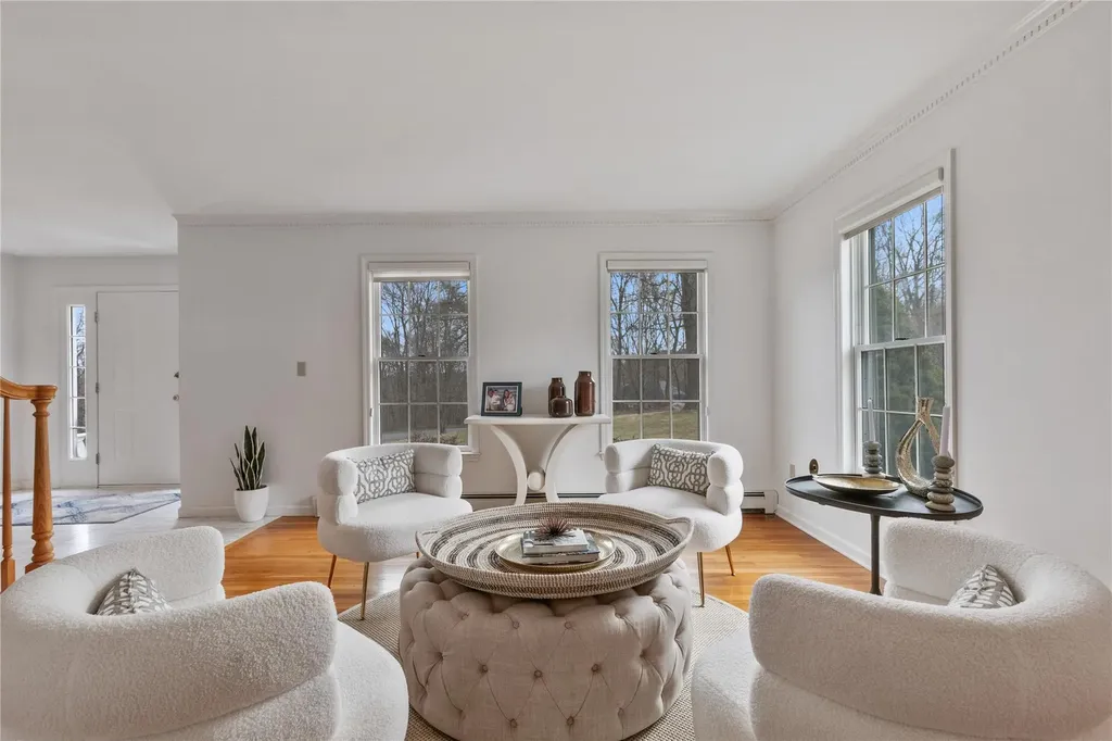 15 Shoshone Drive Katonah NY 10536