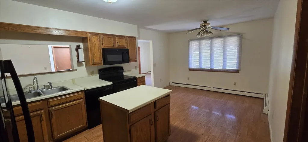 4 Main Street Milton NY 12547