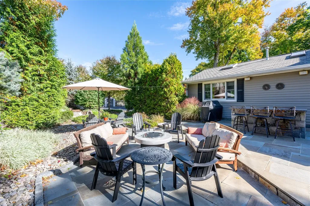 39 Glenridge Road Katonah NY 10536