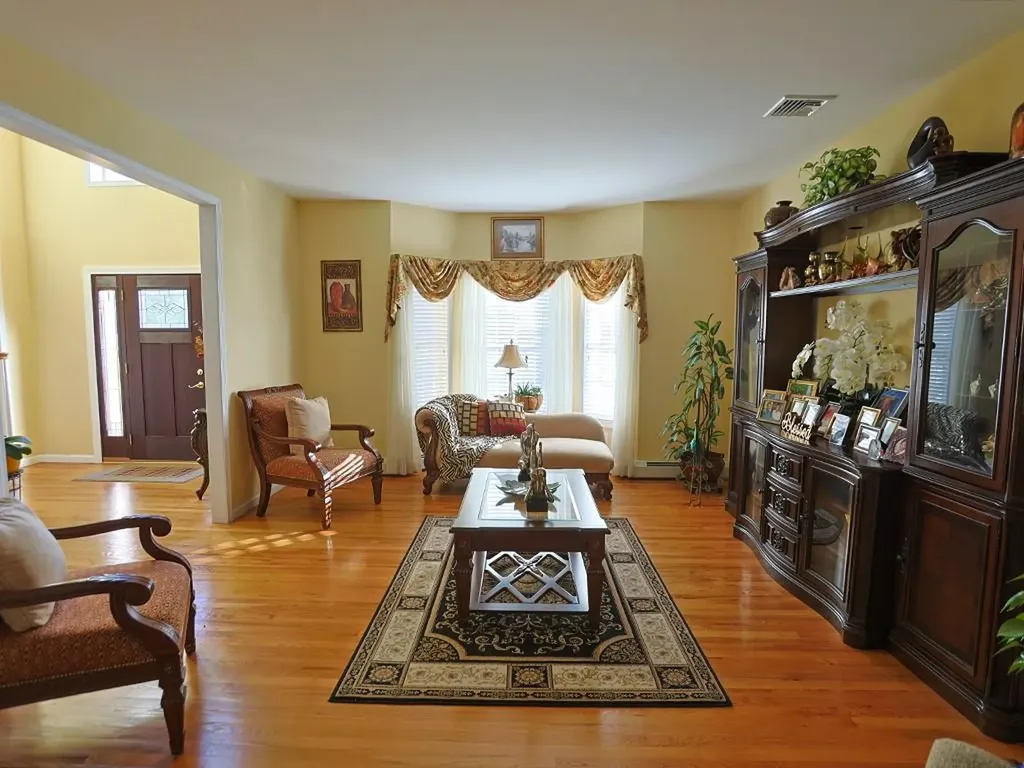 20 Winston Place Marlboro NY 12542