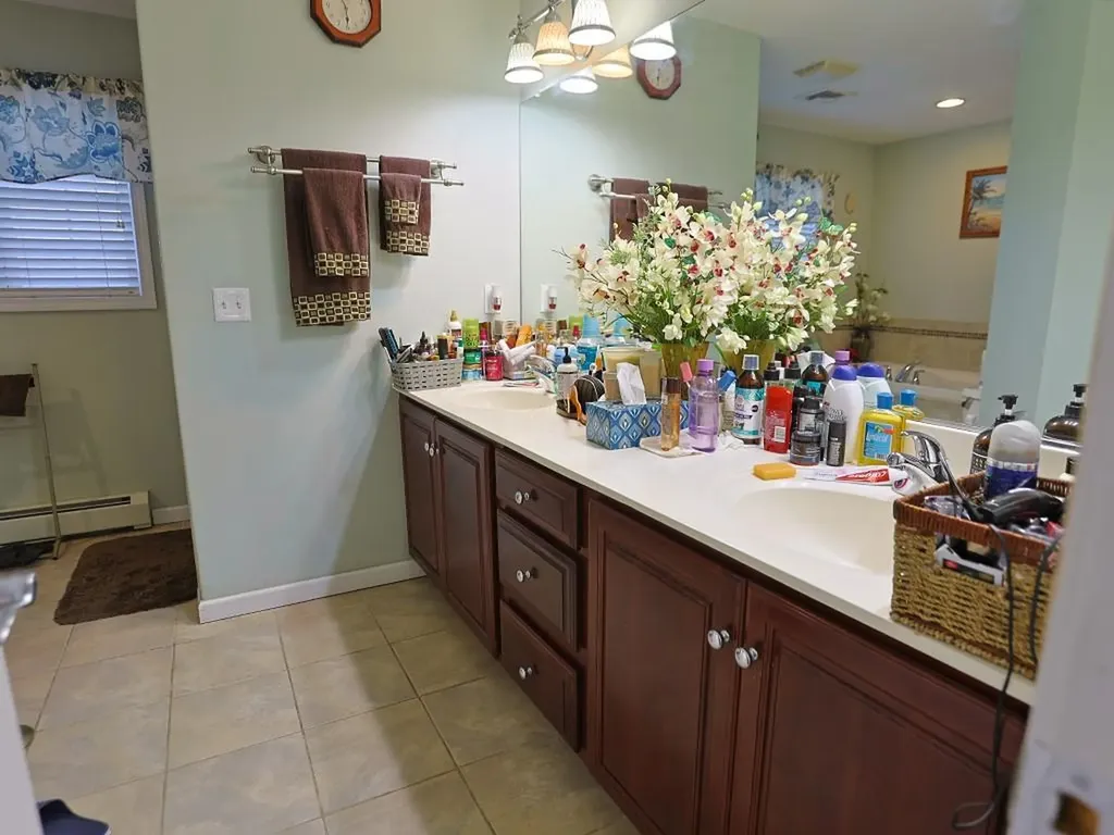 20 Winston Place Marlboro NY 12542
