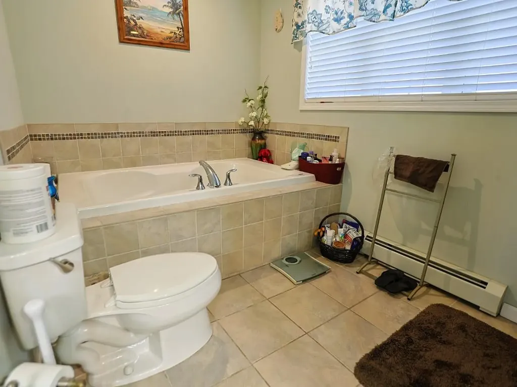 20 Winston Place Marlboro NY 12542