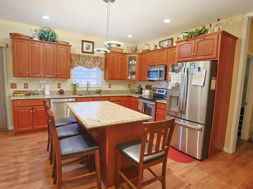 20 Winston Place Marlboro NY 12542