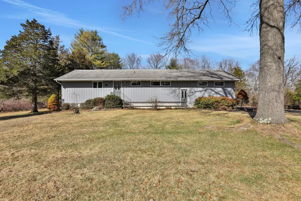 24 Rivka Road Saugerties NY 12477