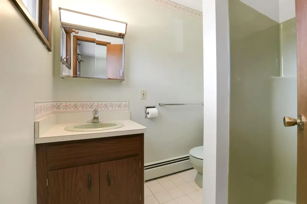 24 Rivka Road Saugerties NY 12477