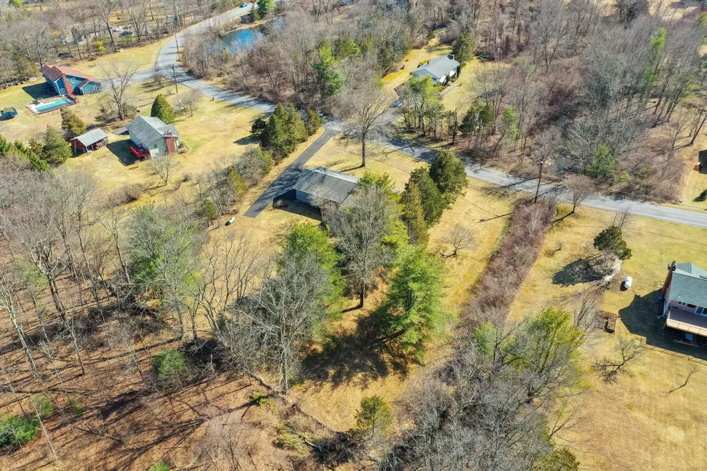 24 Rivka Road Saugerties NY 12477