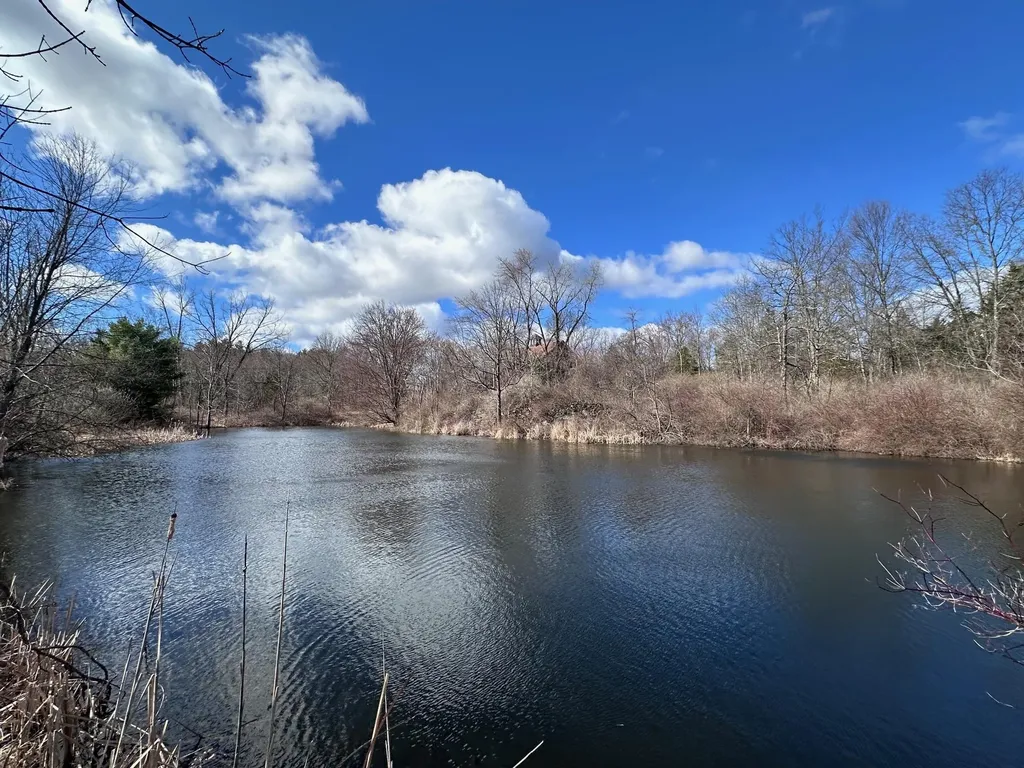 24 Rivka Road Saugerties NY 12477