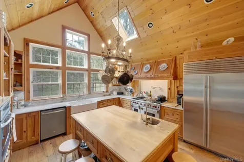 209 Hardscrabble Road North Salem NY 10560