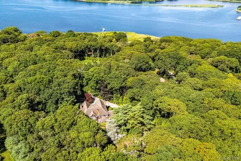 53 Cedar Lane W Remsenburg NY 11960