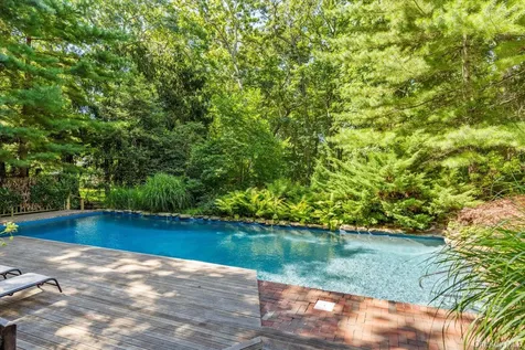 53 Cedar Lane W Remsenburg NY 11960