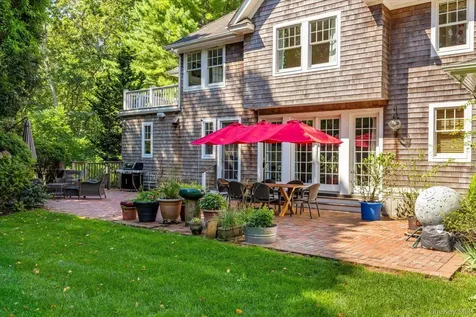 53 Cedar Lane W Remsenburg NY 11960