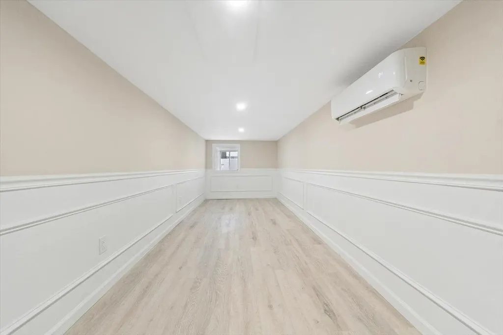 1040 E 233rd Street Bronx NY 10466