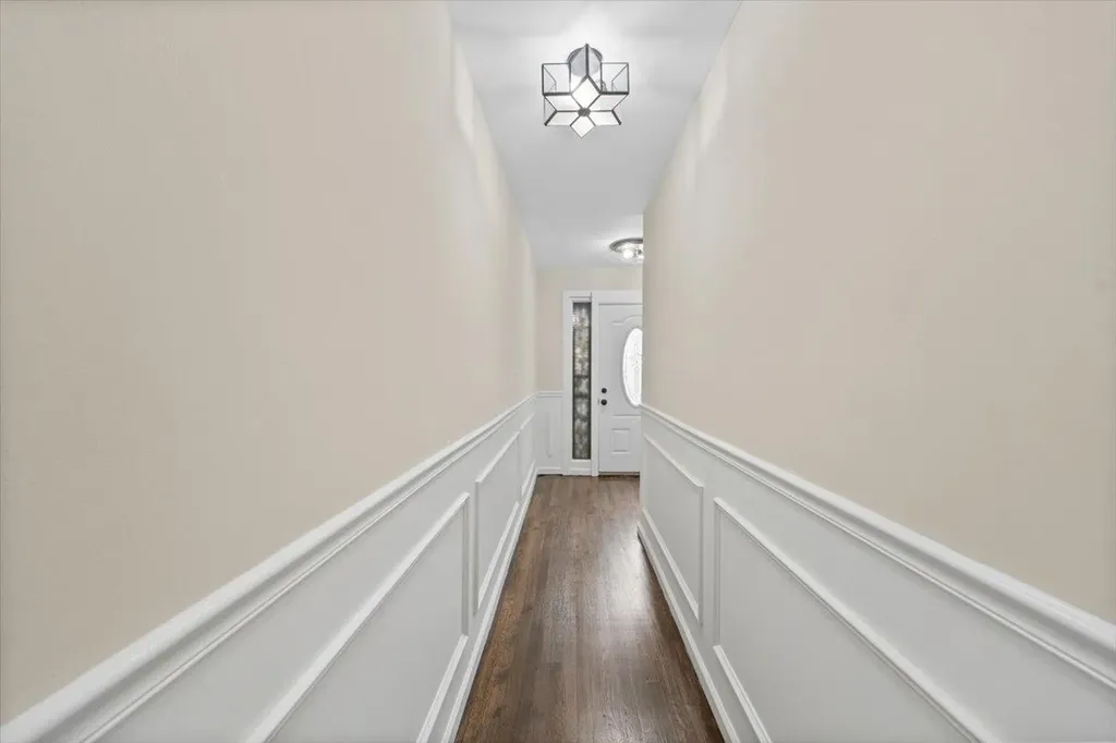 1040 E 233rd Street Bronx NY 10466