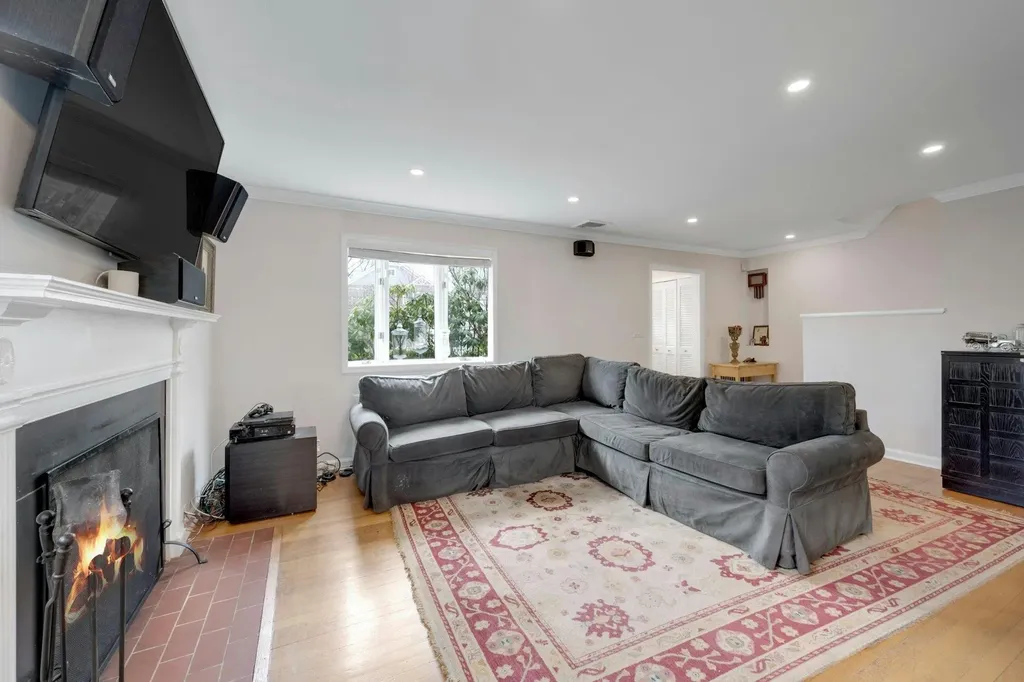 178 Beech Street Eastchester NY 10709