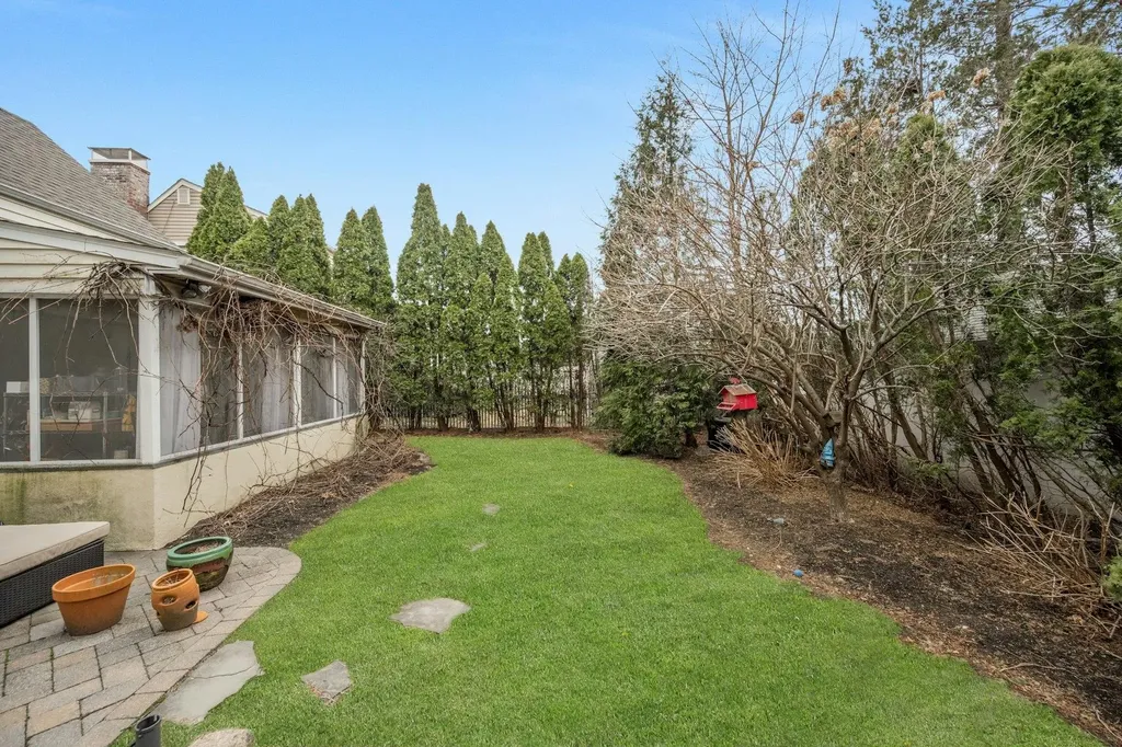 178 Beech Street Eastchester NY 10709