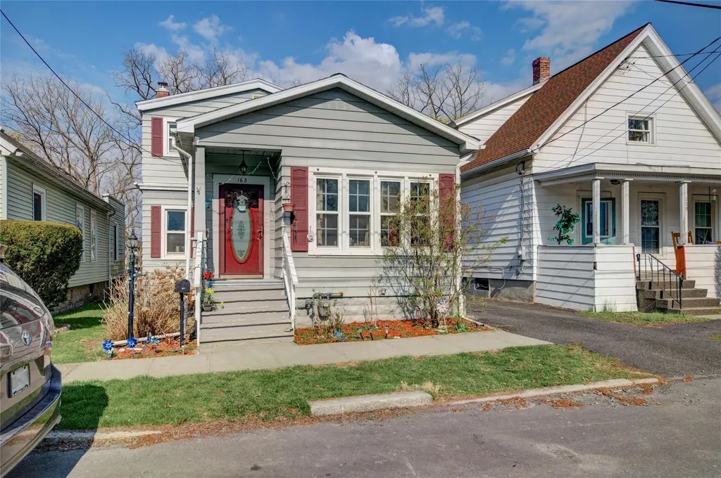 163 Simmons Avenue Albany NY 12047