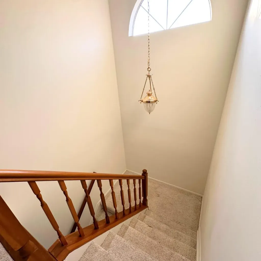 6 Doe Path Coram NY 11727