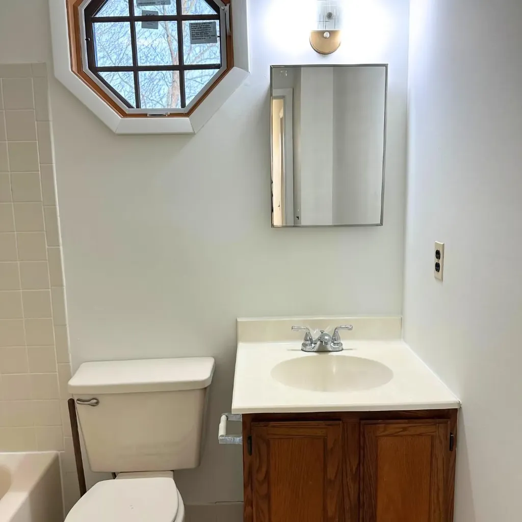6 Doe Path Coram NY 11727