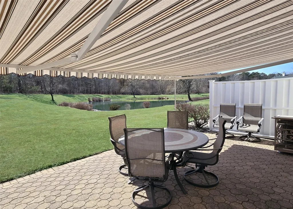 286 Ranch Circle Manorville NY 11949