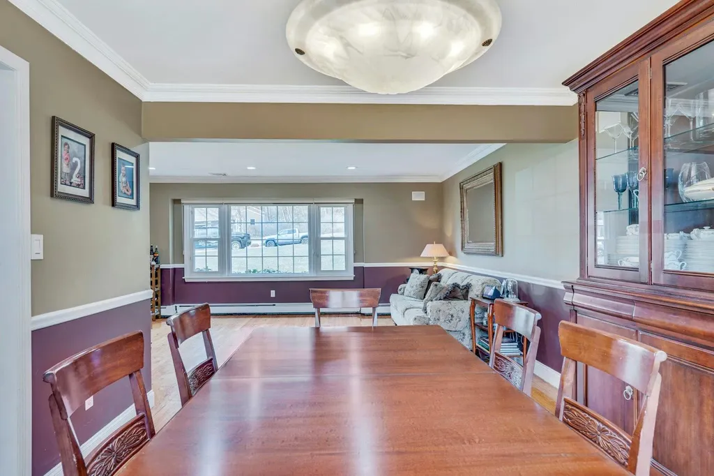 23 Parsons Drive Dix Hills NY 11746