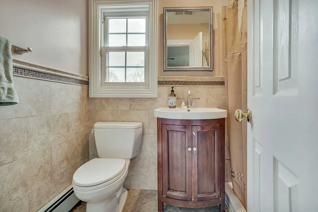23 Parsons Drive Dix Hills NY 11746