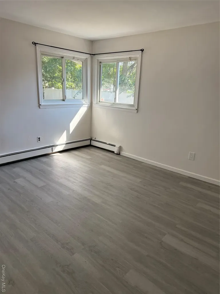9 Pine Tree Drive Shirley NY 11967