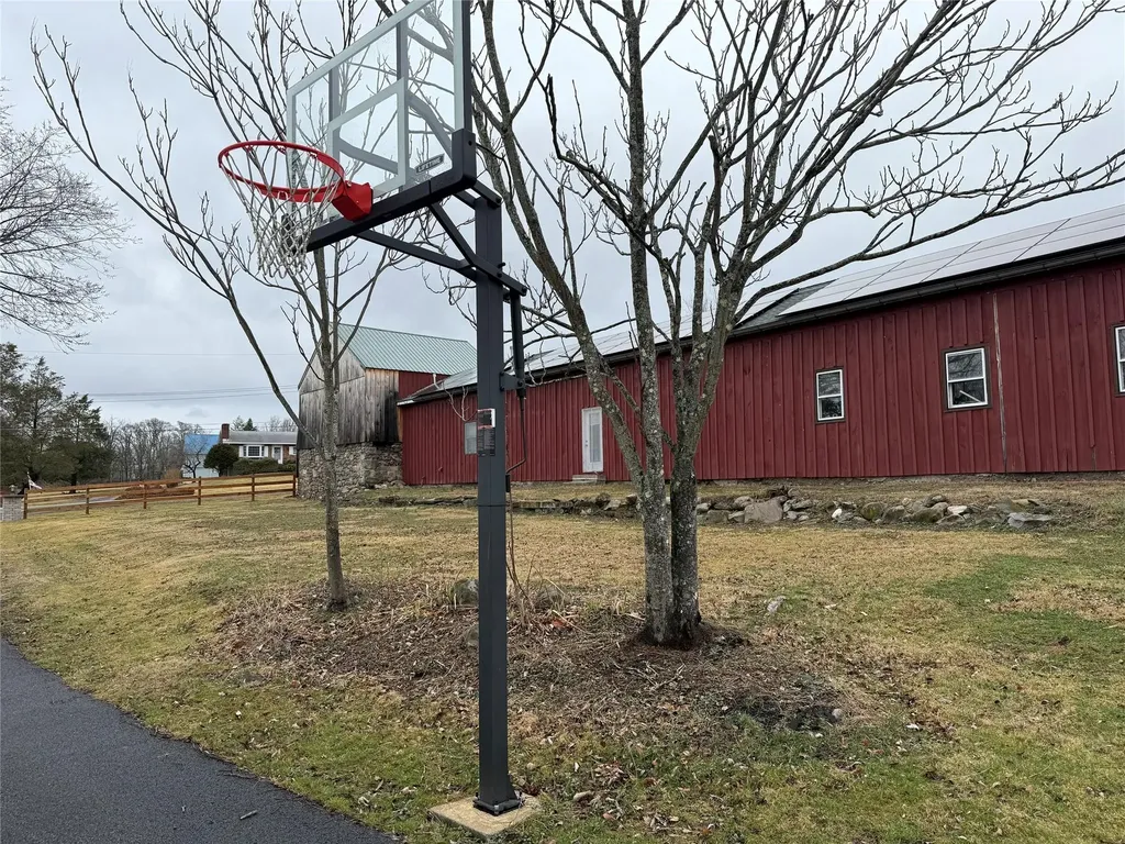 93 County Route 56 New Hampton NY 10958
