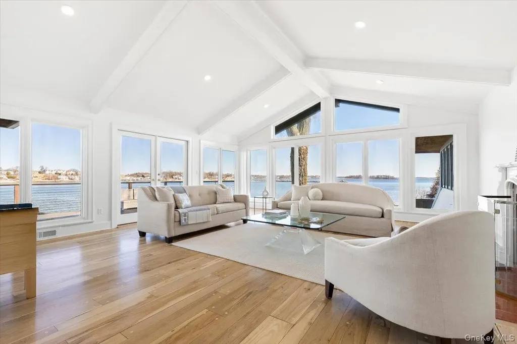 6 North Island Rye NY 10580