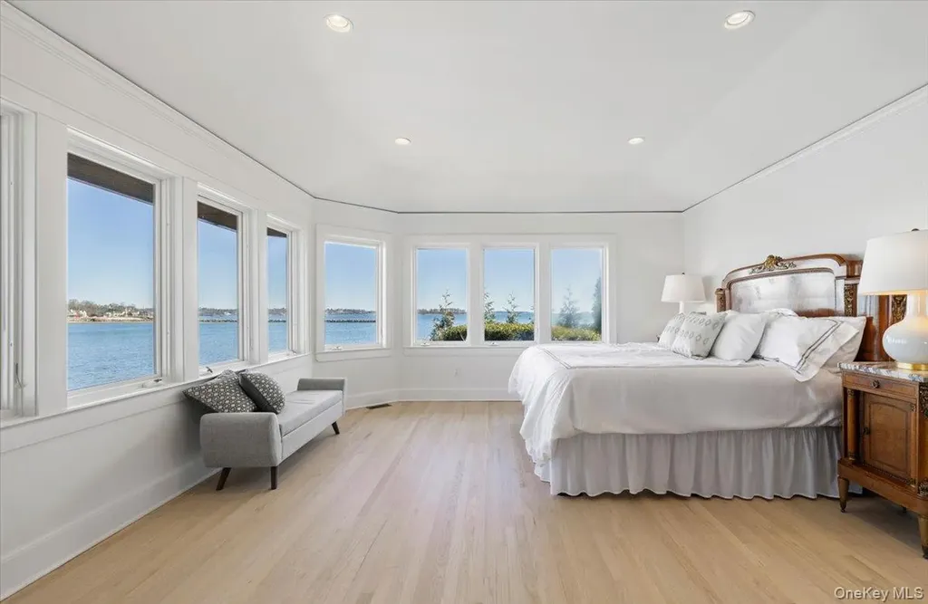 6 North Island Rye NY 10580
