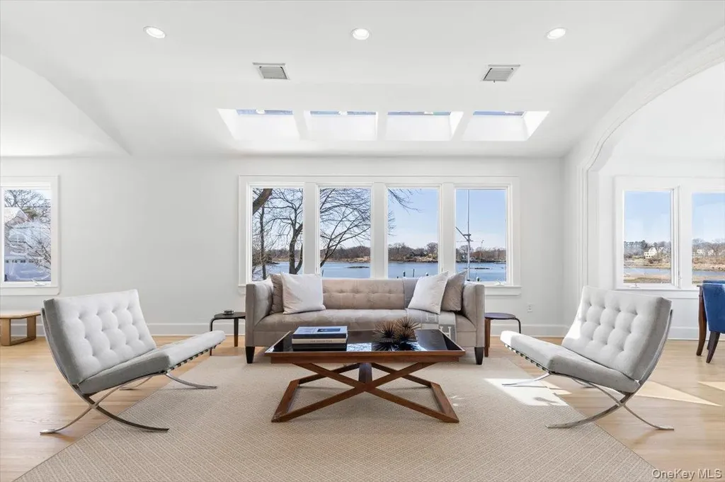 6 North Island Rye NY 10580